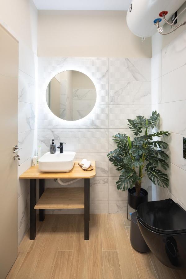 Designed Studio - Walking Distance From Acropolis 아테네 외부 사진